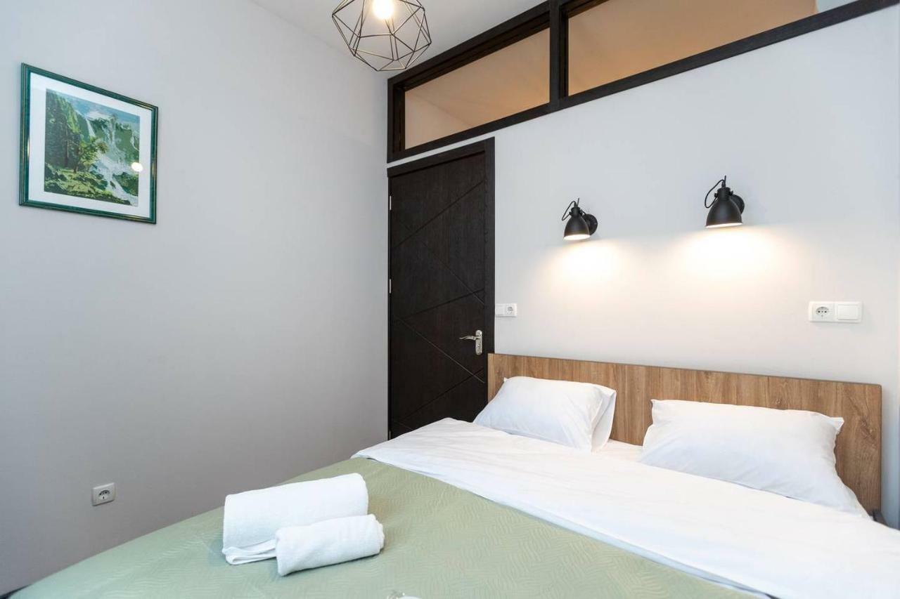 트빌리시 Wehost Cozy Nest 아파트 외부 사진